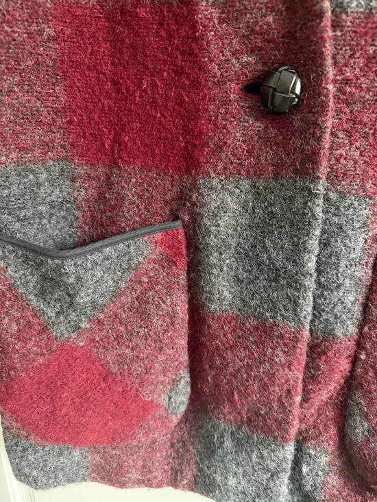 Aritzia Wilfred Free Off Duty Jacket | Wool | Burgundy grey plaid sz xxs - Picture 4 of 6